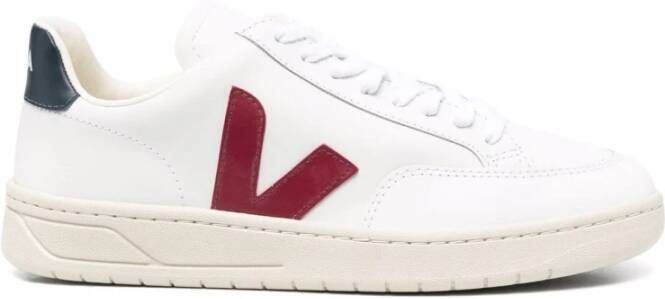 Veja Witte Sneakers met Rode V en Donkerblauwe Hiel White Heren