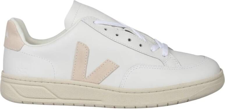 Veja Low-top V-12 Sneakers