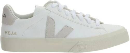 Veja Leren Sneakers met V Logo Patch