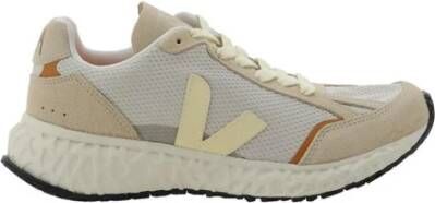 Veja Suède Leren Platform Sneakers met Iconisch Logo Beige Dames