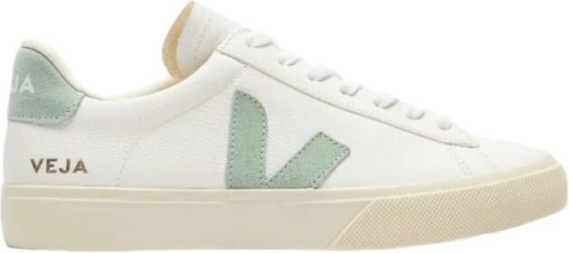 Veja Sneakers van hoogwaardig leer met iconische V White Dames