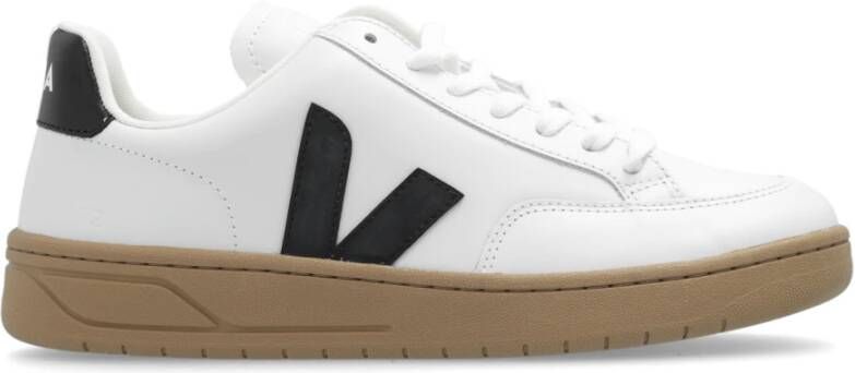 Veja Klassieke Leren V-12 Sneakers White Dames
