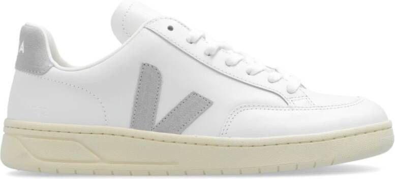 Veja Witte Leren Sneakers Ronde Neus Logo White