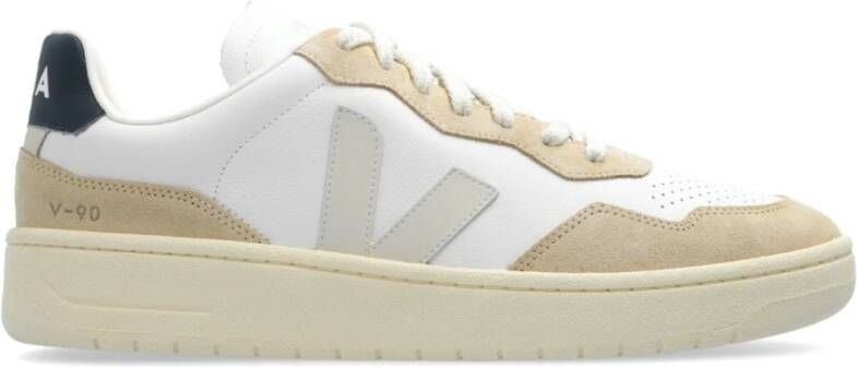 Veja Sneakers V-90 O.T. Leather in beige