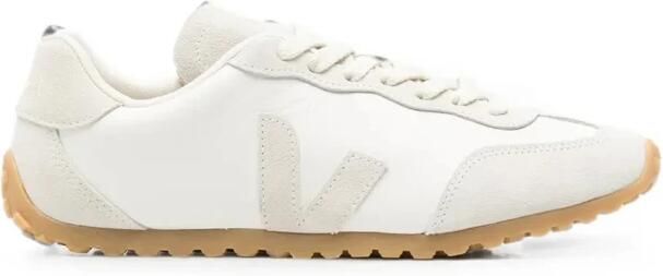 Veja GT Leather