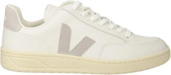 Veja Witte Leren Sneakers Ronde Neus Logo White Heren