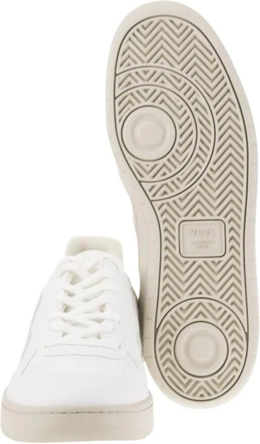 Veja V-10 Low Top Leather Sneakers - Foto 2