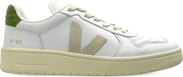 Veja V-82 II Grained Leather