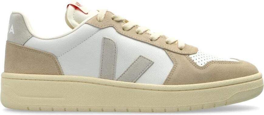 Veja V 82 Leather Ex Natural Almond