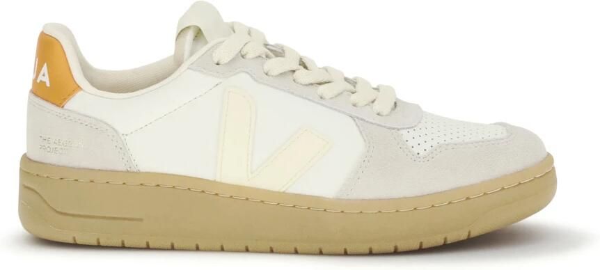 Veja V-82 Sneaker