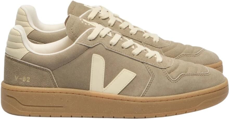 Veja V-82 Sneakers
