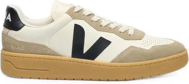 Veja V-90 Leather