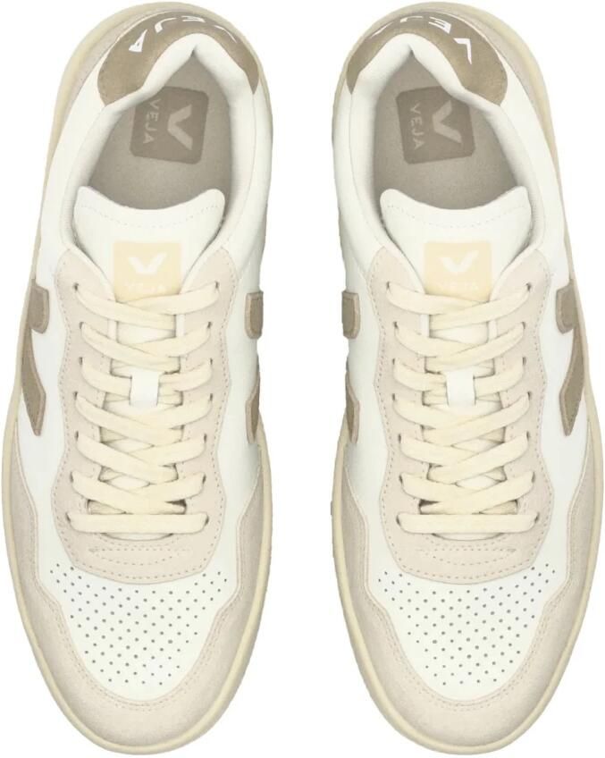 Veja Sneakers laag 'V-90' lichtbeige donkerbeige wit - Foto 4