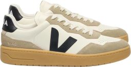 Veja V-90 Leather