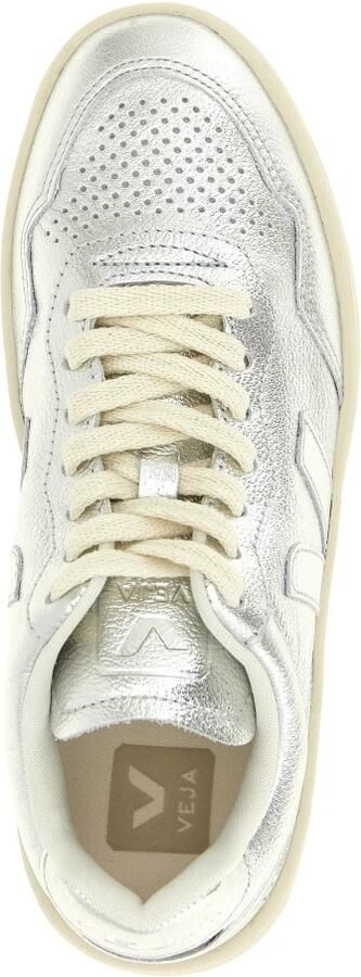 Veja V-90 Leather Sneakers - Foto 2