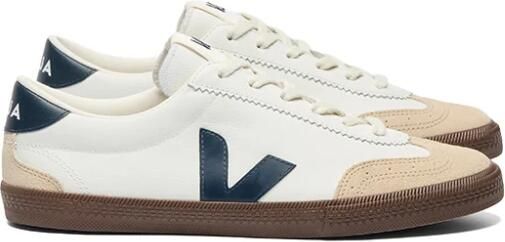 Veja Volley Leather