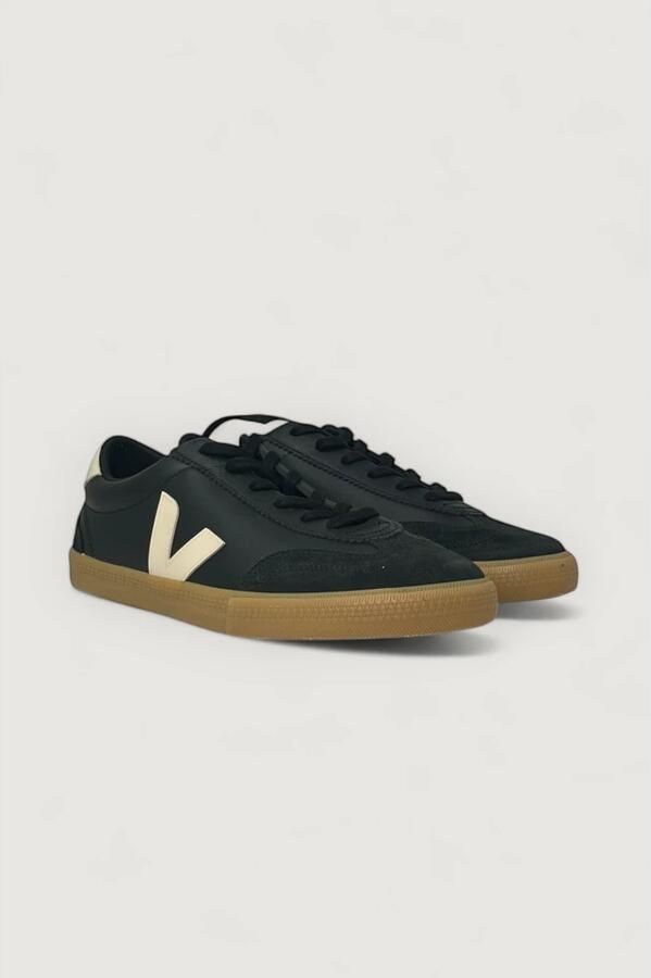 Veja Low Profile Leather and Suede Casual Shoes Black Sneakers - Foto 4