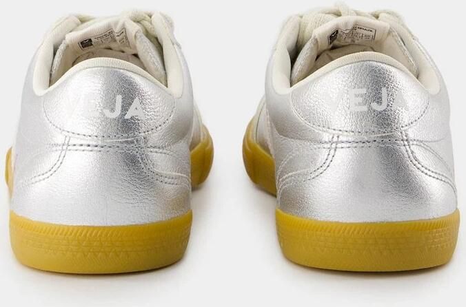 Veja Volley x NK sneaker van leer met metallic finish - Foto 3