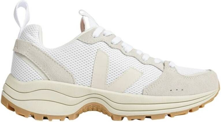 Veja Witte Tech Fabric Sneakers met Suède Inzetstukken White Dames