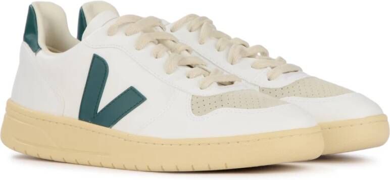 Veja Witte Sneakers met Veganistisch Leer en Biologisch Katoen White