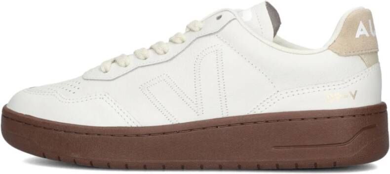 Veja Witte Lage Dames Sneakers V-90 Zz