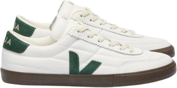 Veja Witte leren sneakers met Cyprus adelaar