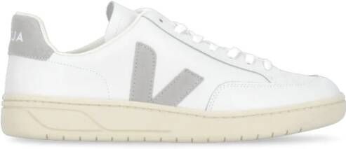 Veja Witte Leren Sneakers Ronde Neus Logo White Heren