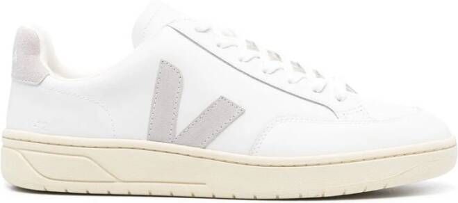Veja Witte Sneaker met Suède Inzetstukken White Heren