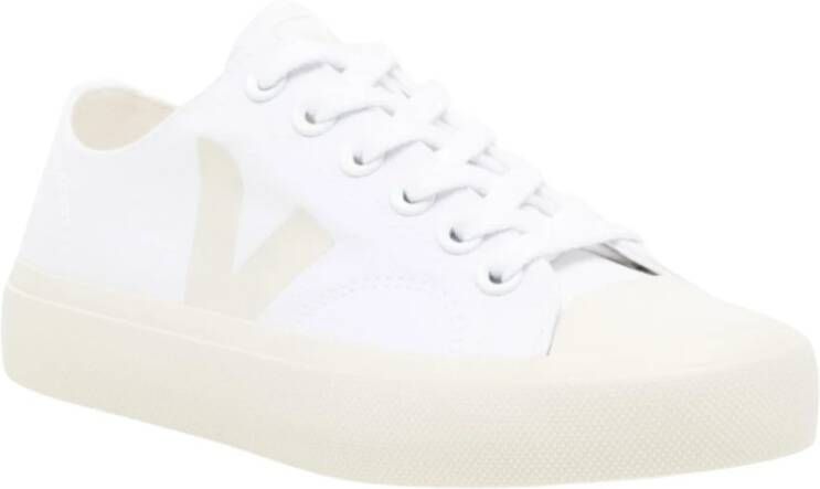 Veja Canvas Low-Top Sneakers Wit Pierre White