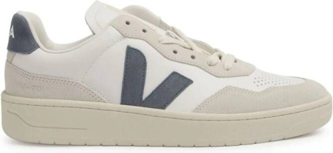 Veja Witte Leren Sneakers Ronde Neus Vetersluiting White Dames