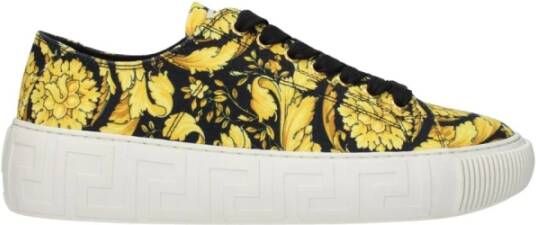 Versace Gouden Stoffen Casual Sneakers met Prints