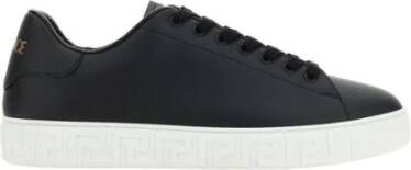 Versace Griekse Sneakers met Reliëf