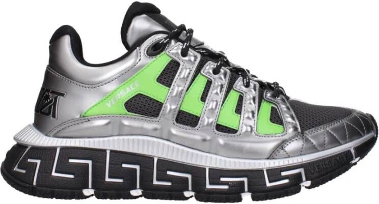 Versace Grijze Stoffen Sneakers met Groene Accent