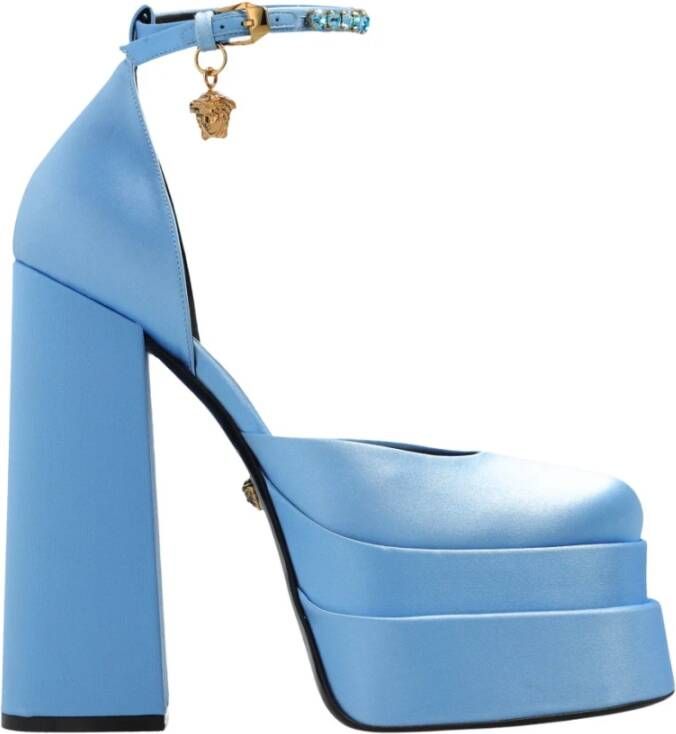 Versace Blauwe Satijnen Sandalen met Strass Band en Vierkante Neus Blue Dames
