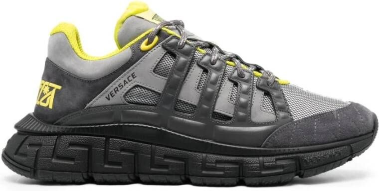 Versace Veelkleurige stof en lederen trigreca sneakers Grijs Heren