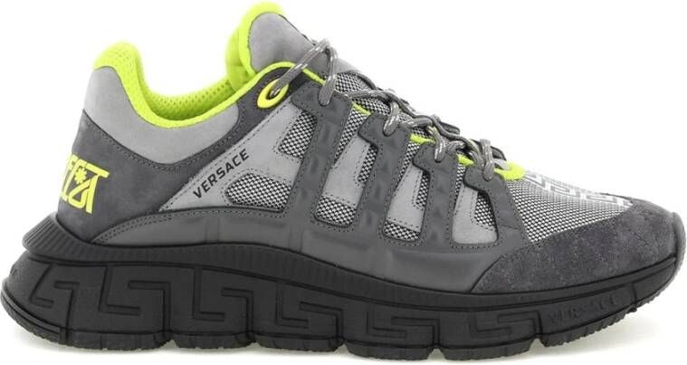 Versace Veelkleurige stof en lederen trigreca sneakers Grijs Heren