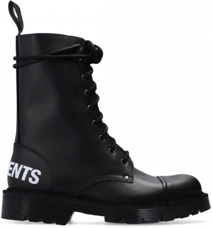 Vetements Boots with logo