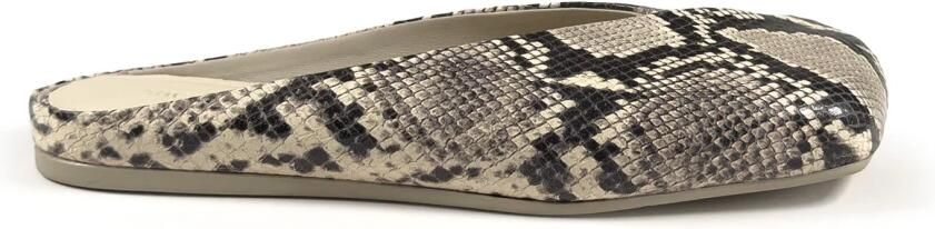 Vic Matié G34 Square Closed Slipper