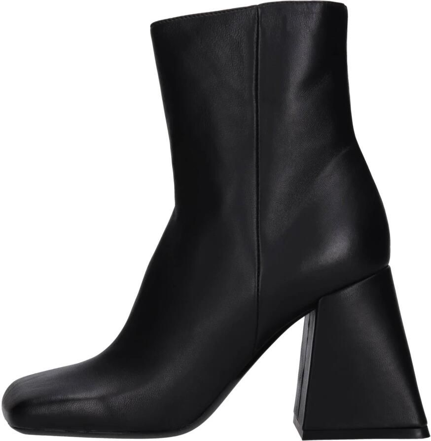 Vic Matié Minimalistische enkellaars Ming in zwart Black Dames
