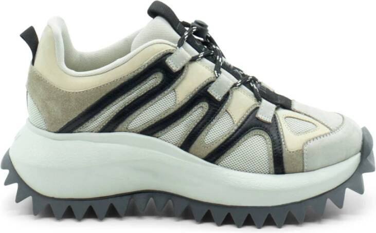 Vic Matié Trekking Schoen in Zand Zwart Multicolor Dames