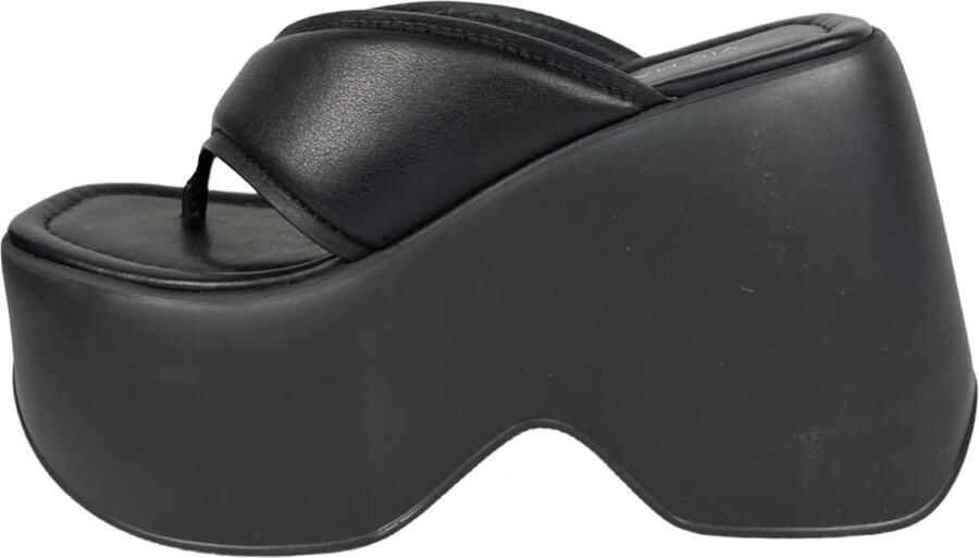 Vic Matié Wedges