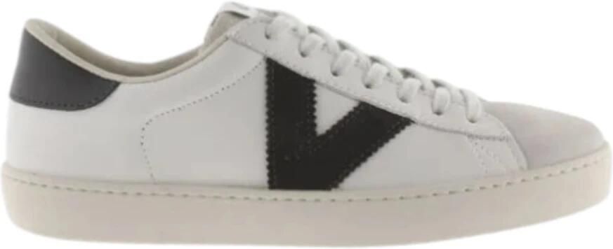 Victoria Sneakers