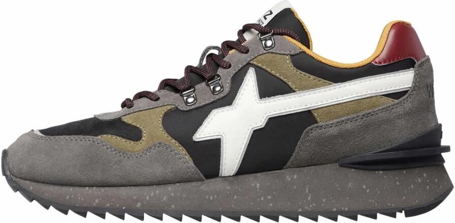 W6YZ YAK-M. Sneakers