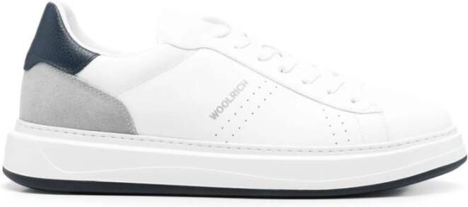 Woolrich Witte Sneakers Vetersluiting Geperforeerde Neus