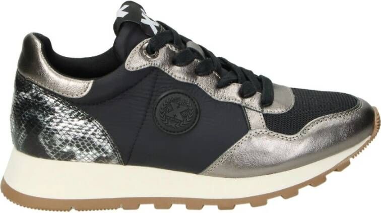 XTI Sneakers Zwart Dames