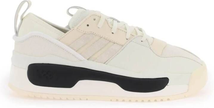 Y-3 Basketbalsneakers van Distressed Leer White