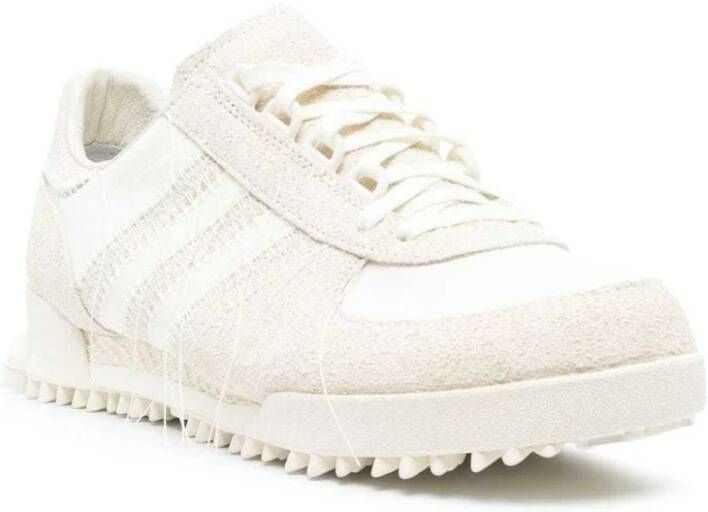 Y-3 Minimalistische Off-White Suède Sneakers White Dames