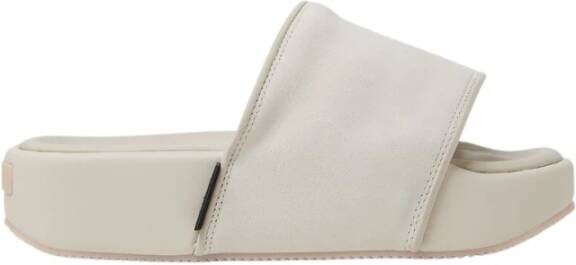 Y-3 Low-Top Sneakers New Slide Sandals in grijs