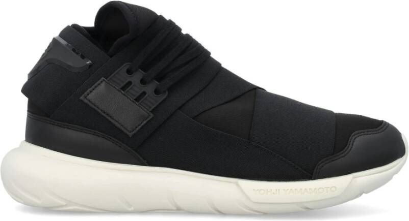 Y-3 Lage Qasa Sneakers met Stretch Mesh Black