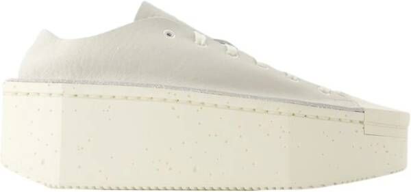 Y-3 Witte Leren Renga Lo Sneakers Beige Heren